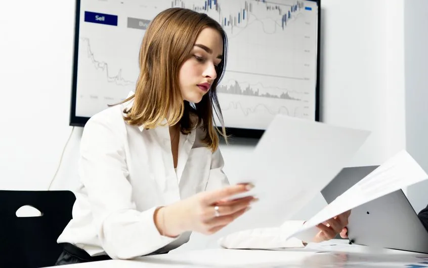 Illustration de la rubrique Analyses de contrats